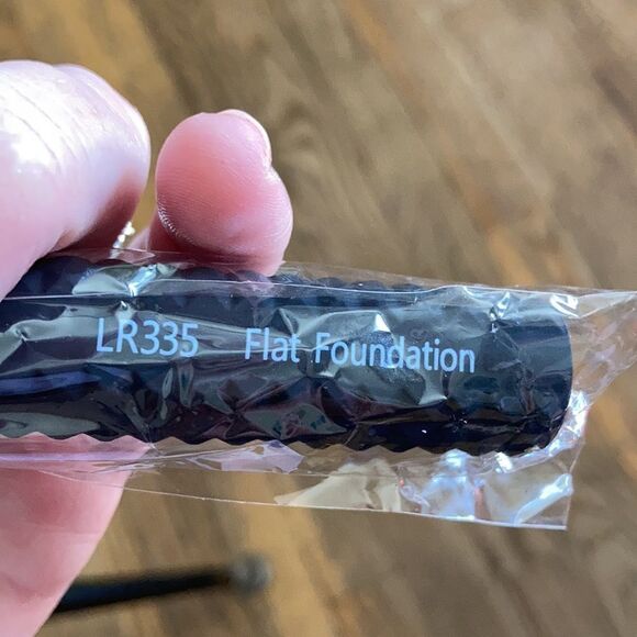 Laruce Beauty Flat Foundation Brush LR335 - Picture 6 of 6